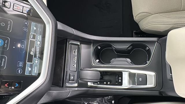 New 2026 Subaru Ascent Limited AWD/4WD image 29