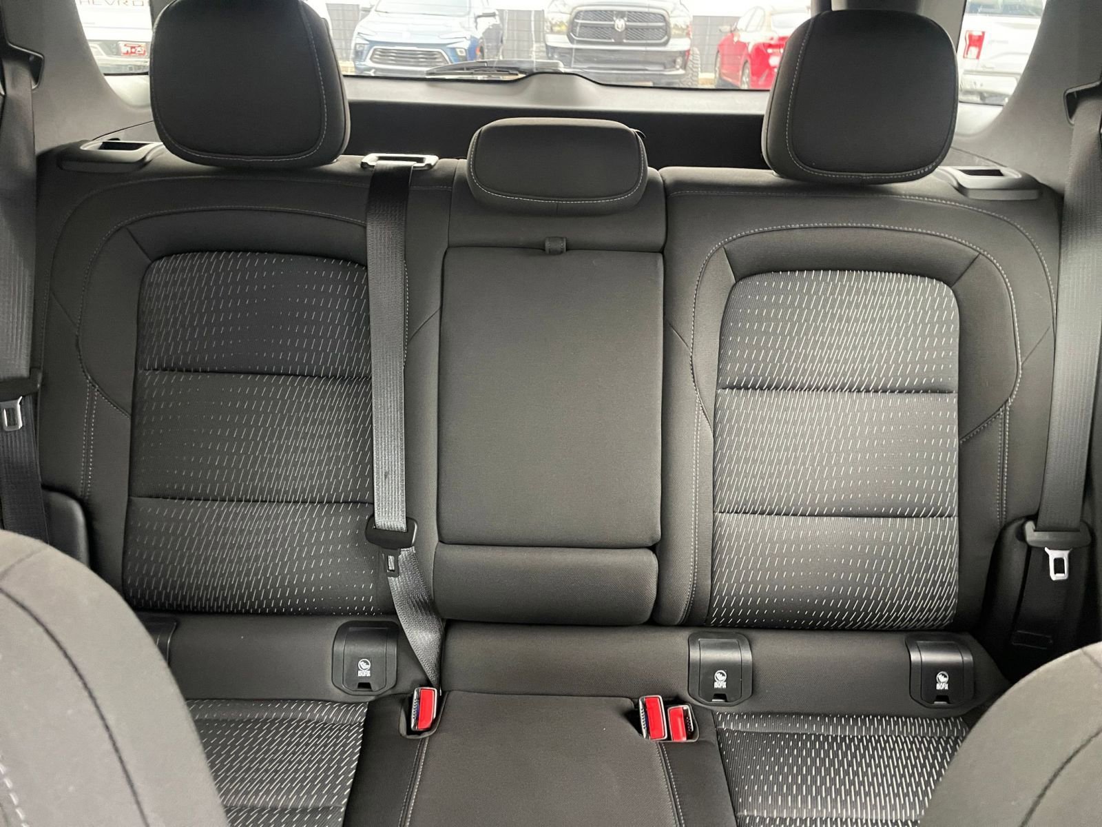 Used 2025 Chevrolet Equinox LT image 37