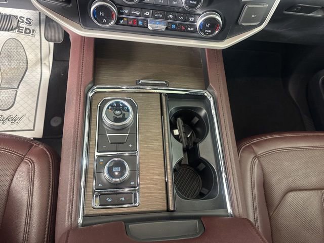 Used 2024 Ford Expedition Limited image 38