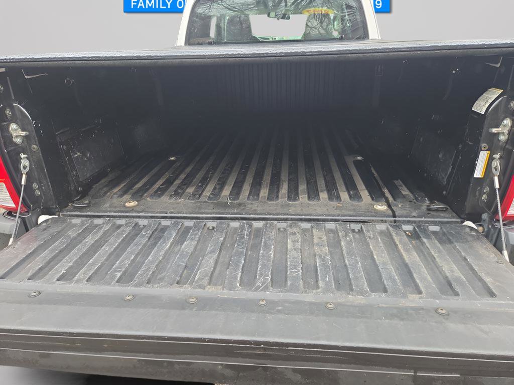 Used 2017 Toyota Tacoma SR image 12