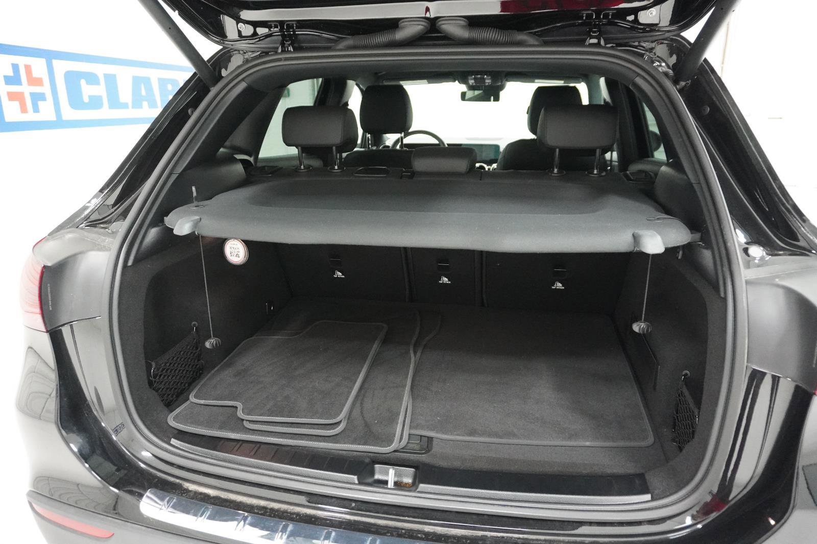 Used 2025 Mercedes-Benz GLA 250 image 8