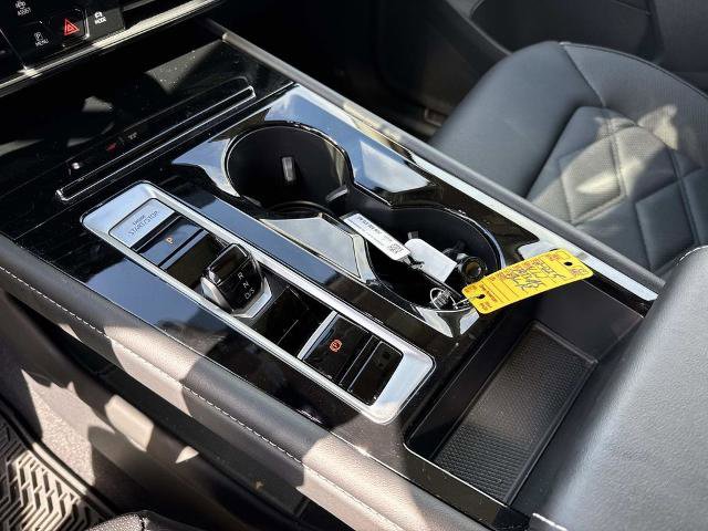 Used 2025 Volkswagen Atlas SE FWD image 27
