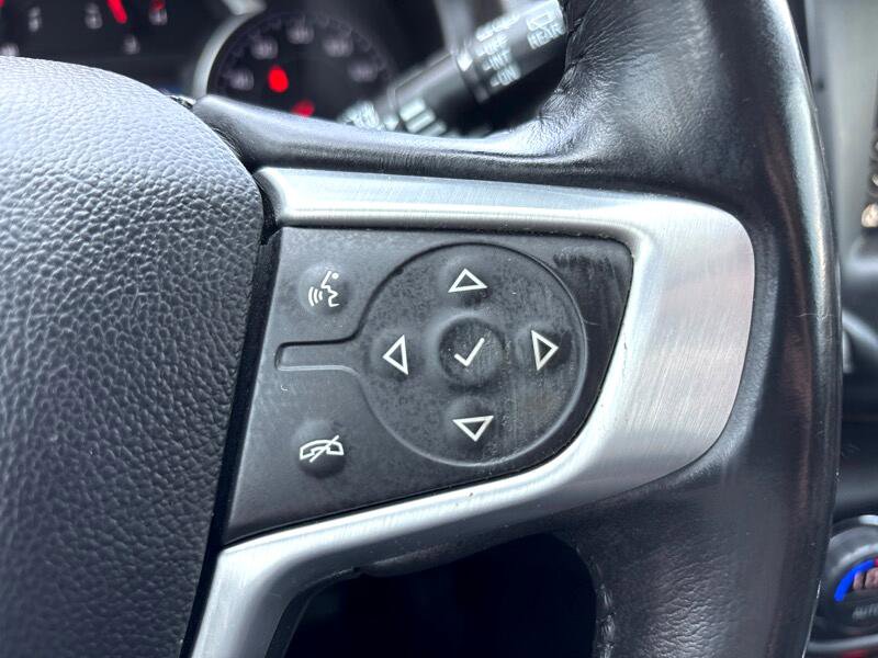 Used 2019 GMC Terrain SLE w/ Driver Convenience Package image 16