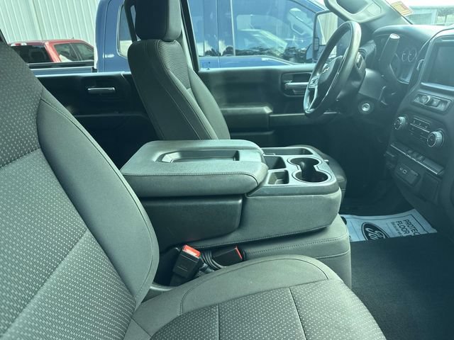Used 2023 Chevrolet Silverado 2500 Custom w/ Custom Convenience Package AWD/4WD image 17