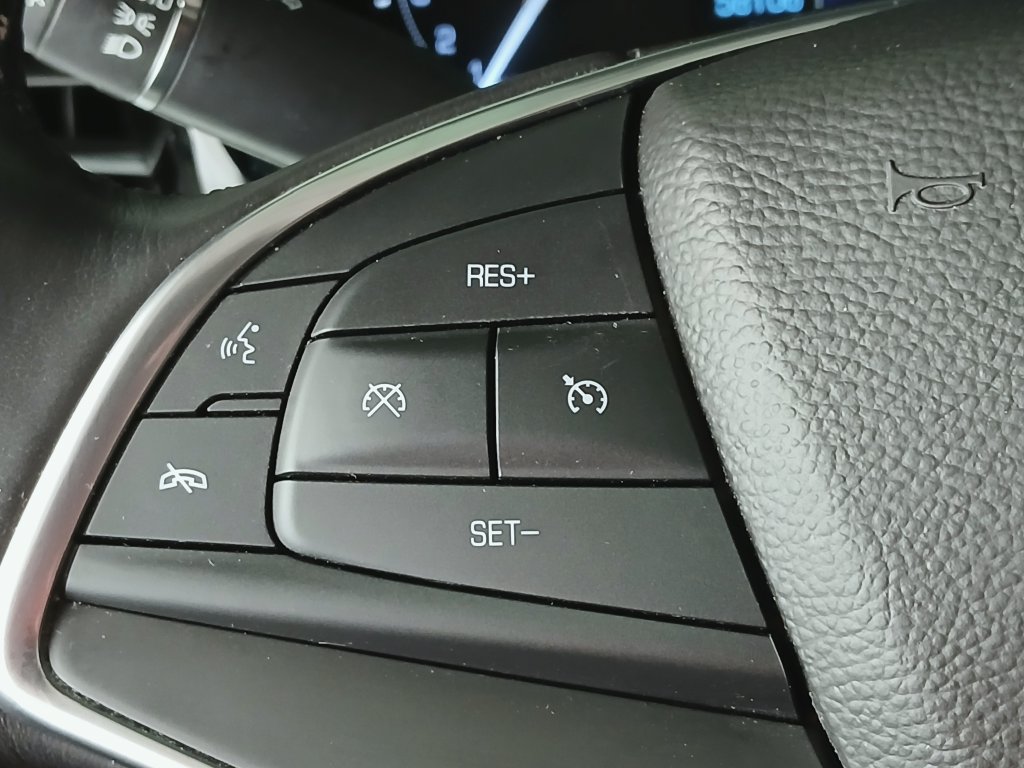 Used 2017 Cadillac XT5 Luxury w/ Driver Awareness Package FWD image 27
