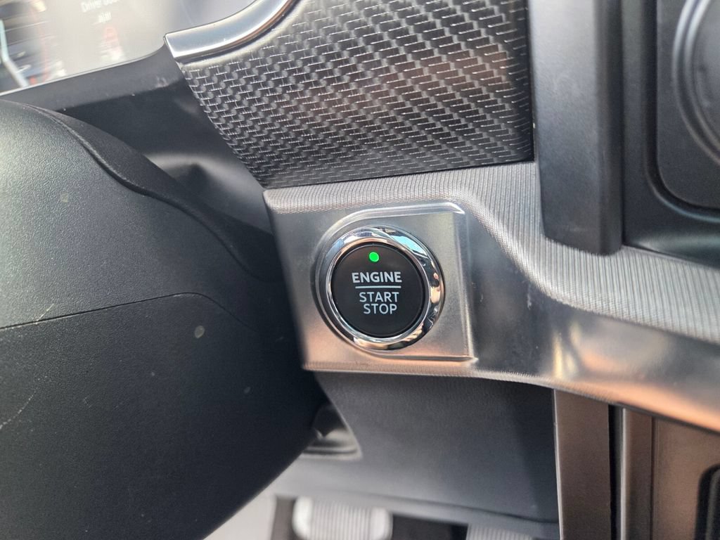 Used 2022 Ford F150 Raptor w/ Raptor 37 Performance Package AWD/4WD image 28