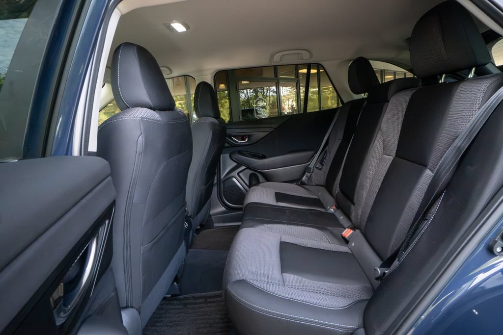 Certified 2025 Subaru Outback Premium AWD/4WD image 16
