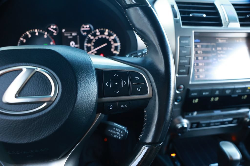 Used 2020 Lexus GX 460 Premium AWD/4WD image 25