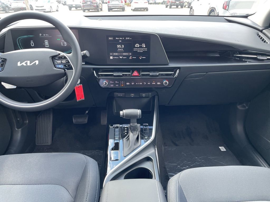 New 2026 Kia Niro LX image 11