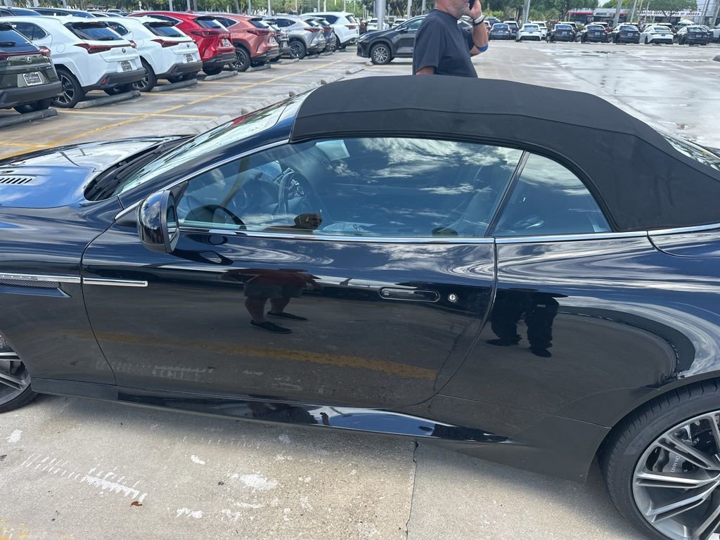 Used 2015 Aston Martin DB9 Volante RWD image 7