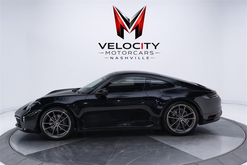 Used 2024 Porsche 911 Carrera RWD image 17