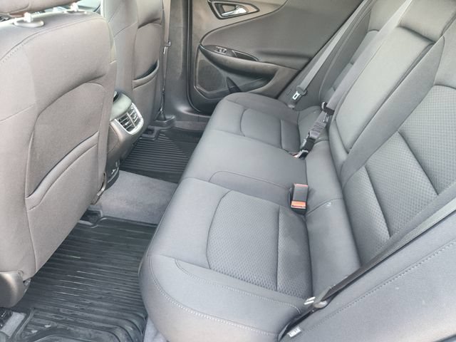 Used 2018 Chevrolet Malibu LT w/ Driver Confidence Package FWD image 31