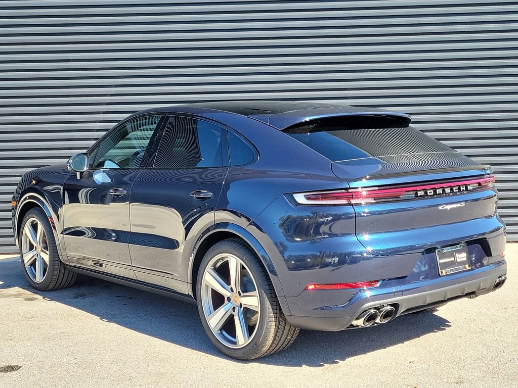 New 2026 Porsche Cayenne S image 3