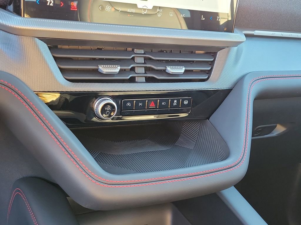 New 2026 Ford Explorer ST-Line image 28