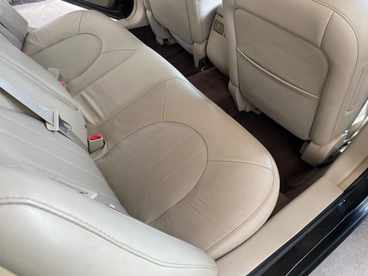 Used 2008 Buick Lucerne CXL w/ Ultra Confidence Package FWD image 29
