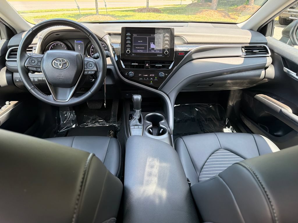 Used 2024 Toyota Camry SE FWD image 14