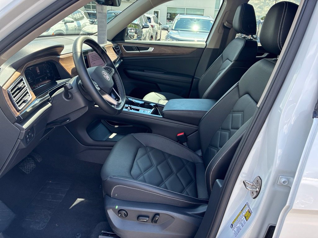 Used 2026 Volkswagen Atlas SE AWD/4WD image 11