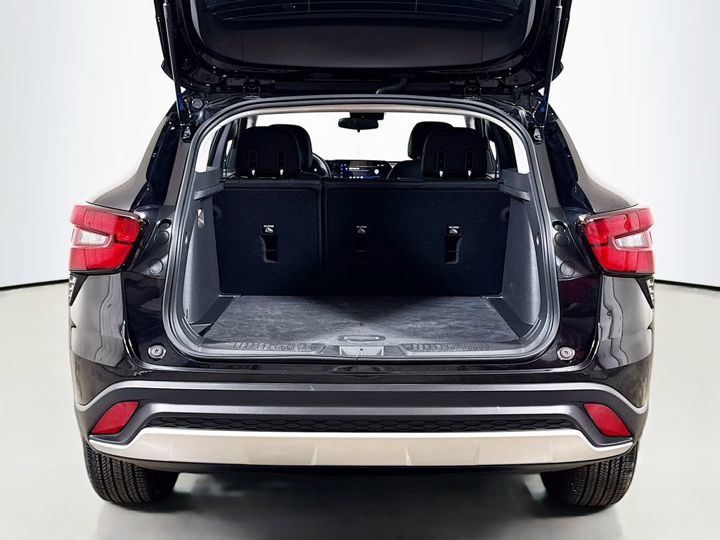 Certified 2026 Chevrolet Trax LT FWD image 22