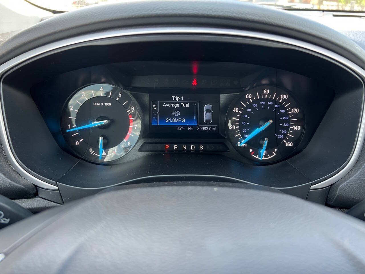 Used 2016 Ford Fusion SE w/ Equipment Group 201A FWD image 19