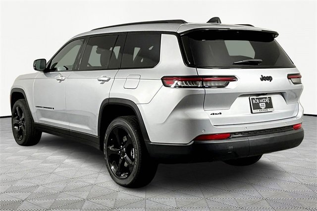 New 2025 Jeep Grand Cherokee L Altitude image 4