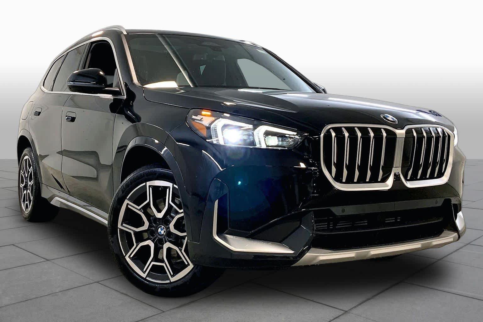 New 2026 BMW X1 xDrive28i w/ Technology Package AWD/4WD image 2