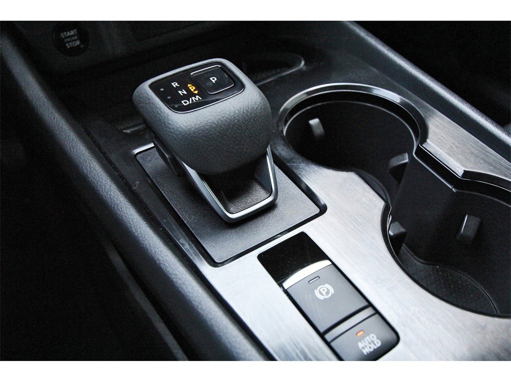 Used 2026 Nissan Rogue SV w/ SV Premium Package image 24