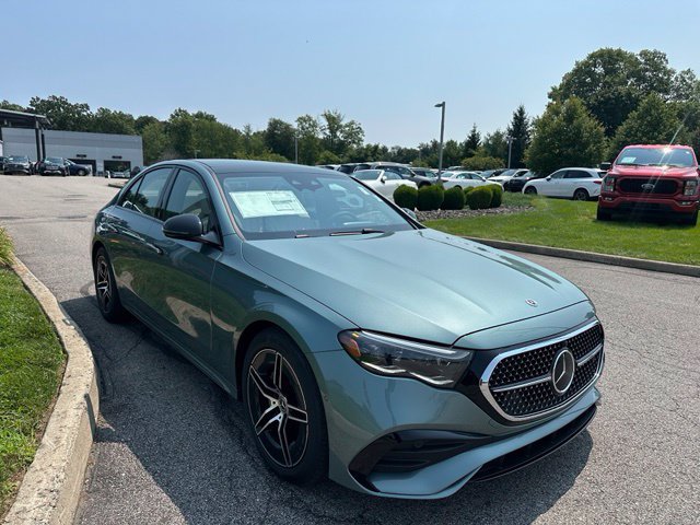 New 2027 Mercedes-Benz E 350 4MATIC Sedan image 7