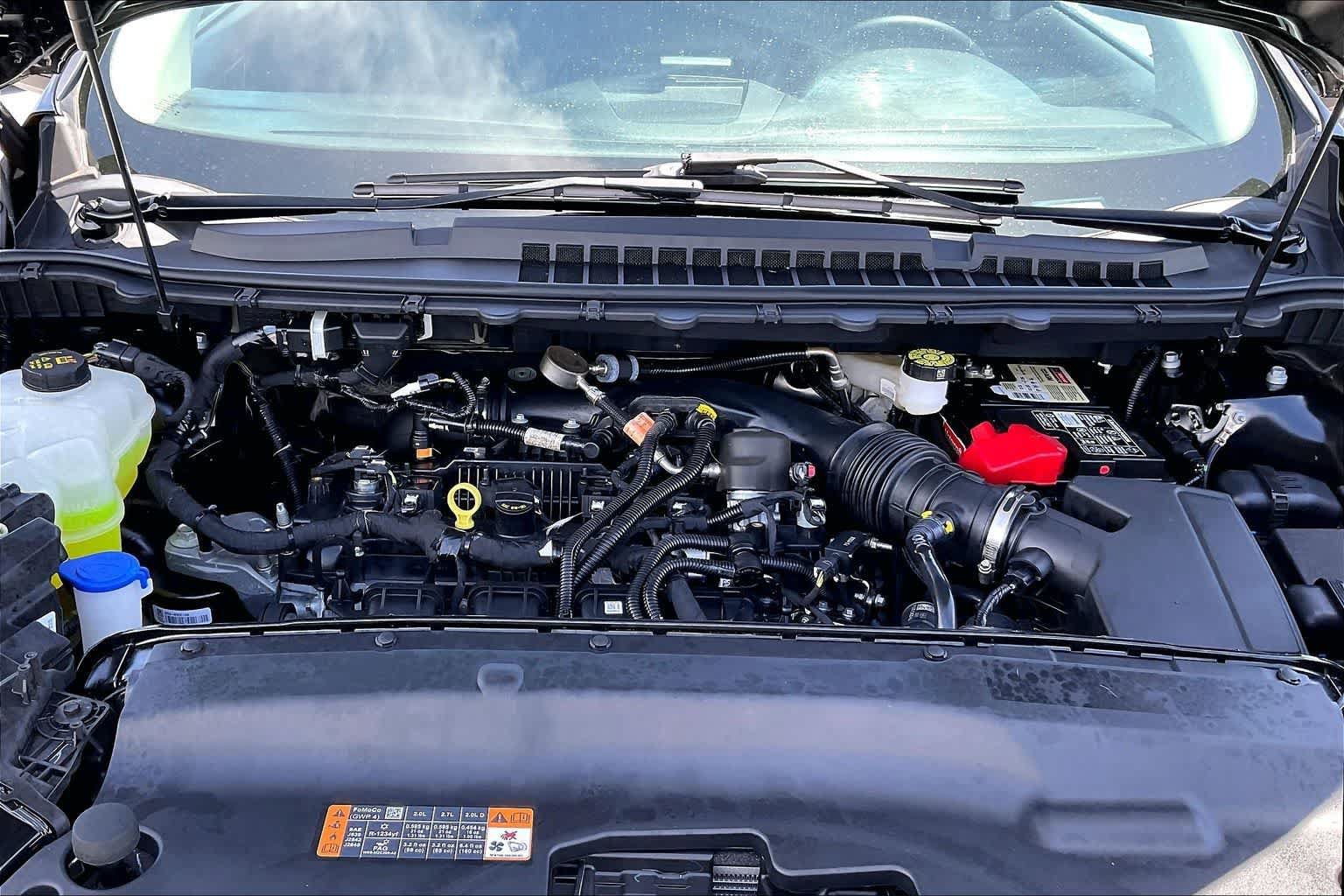Used 2024 Ford Edge Titanium w/ Equipment Group 301A AWD/4WD image 9