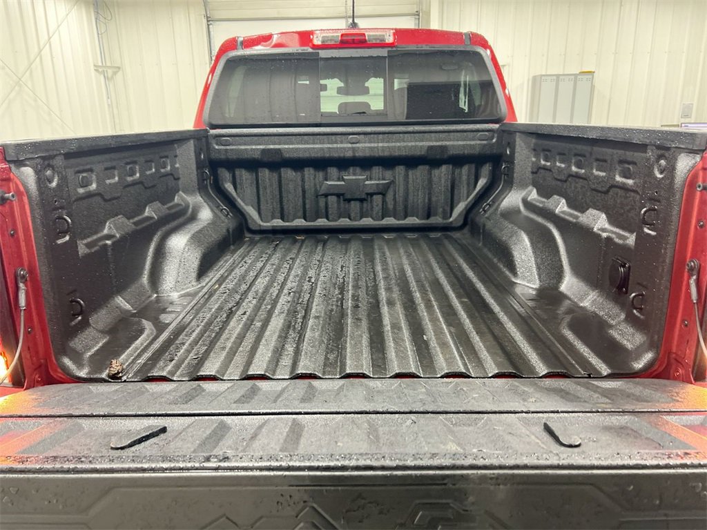 Used 2024 Chevrolet Colorado Z71 w/ Z71 Convenience Package 2 image 23