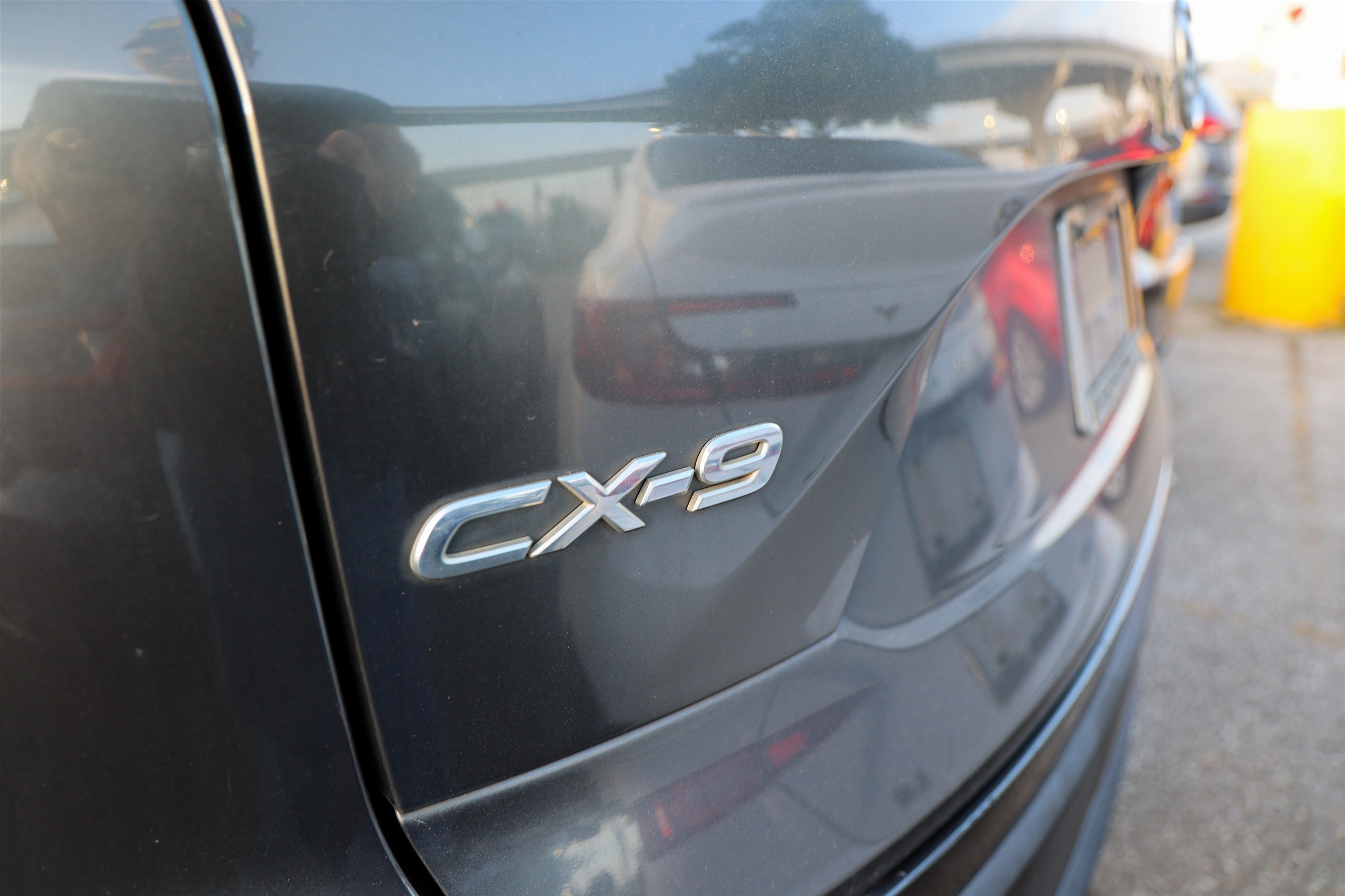 Used 2019 MAZDA CX-9 Touring FWD image 11