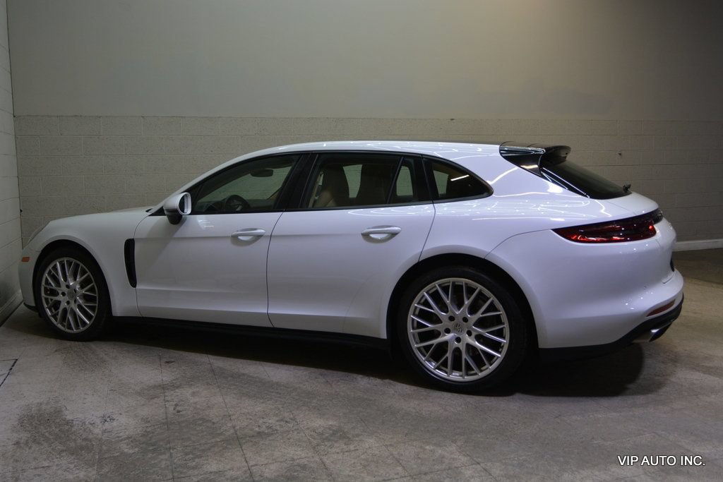 Used 2018 Porsche Panamera 4 AWD/4WD image 30