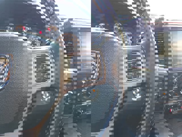 Used 2014 RAM 2500 Limited AWD/4WD image 21