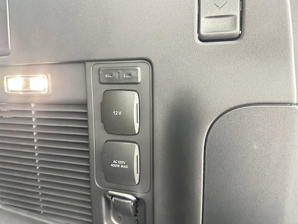New 2025 Ford Expedition Max Active image 11