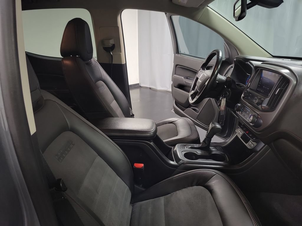 Used 2019 GMC Canyon All Terrain w/ All Terrain X Package AWD/4WD image 38
