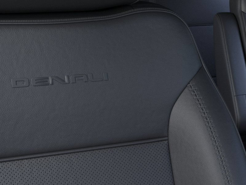 New 2026 GMC Yukon XL Denali w/ LPO, Floor Liner Package AWD/4WD image 21