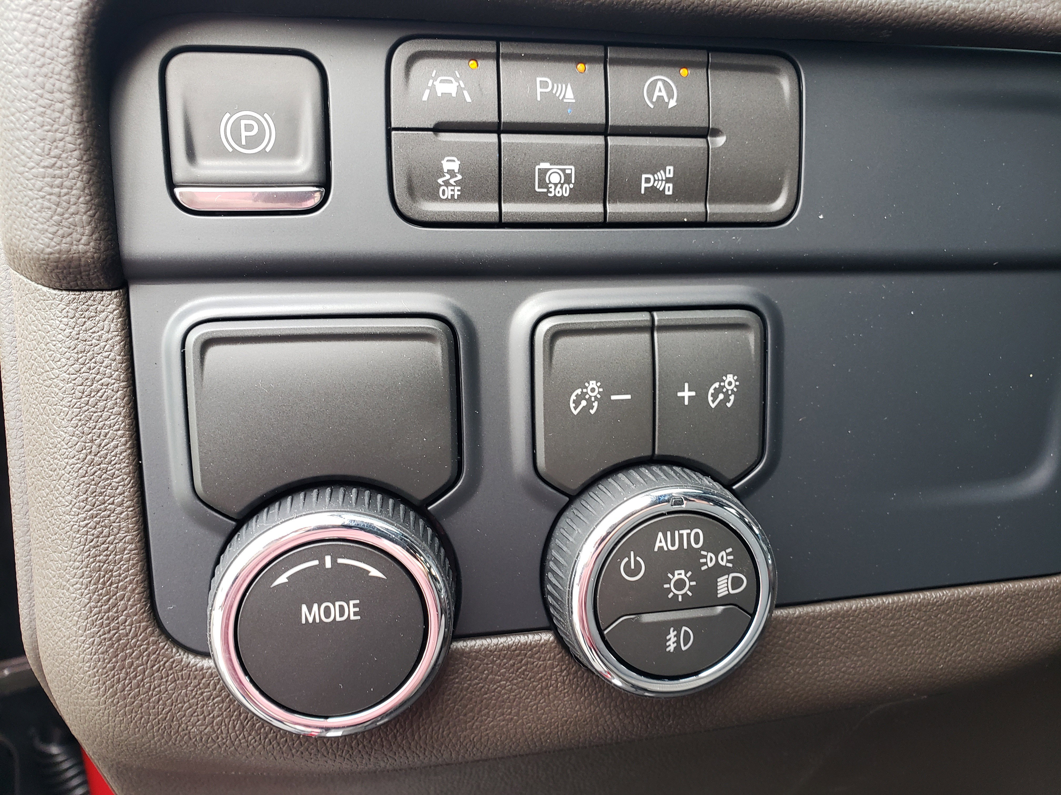 New 2026 Chevrolet Tahoe LT w/ Comfort Package image 15