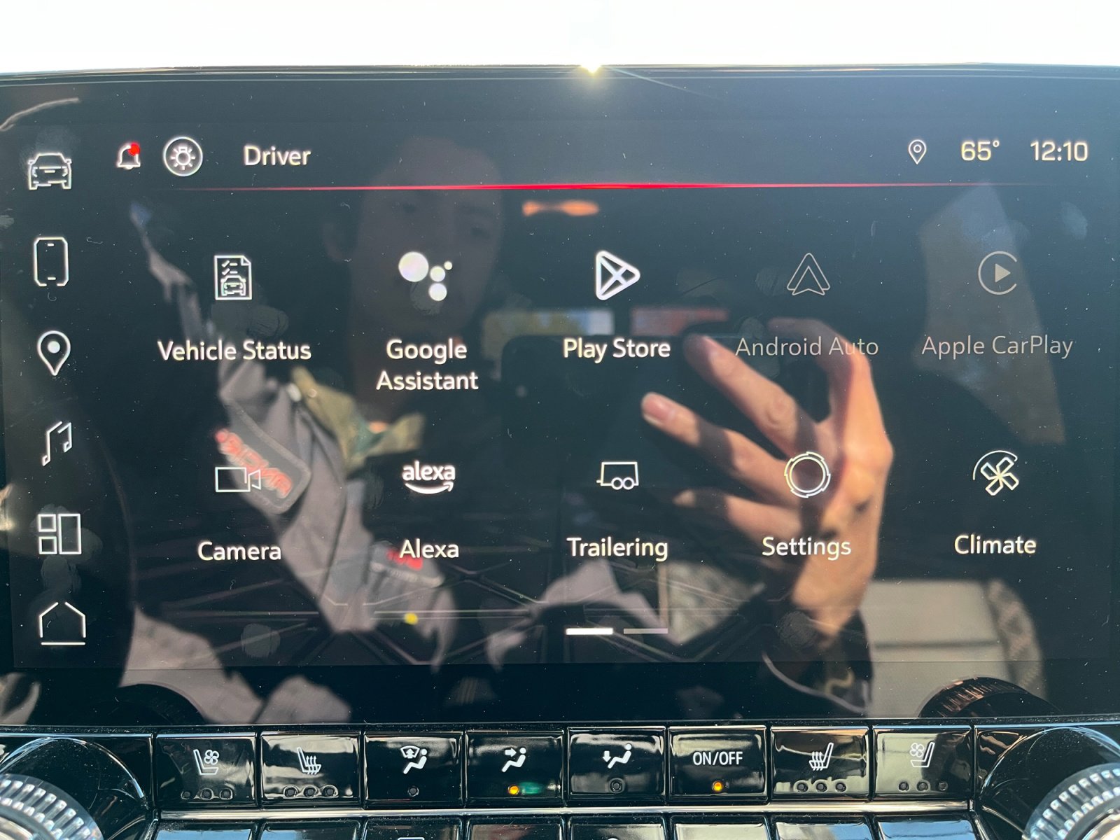 Used 2023 GMC Canyon Denali image 14