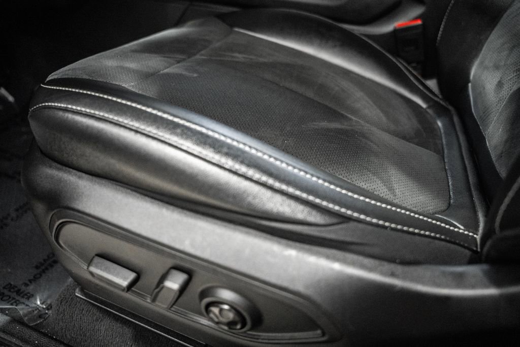 Used 2024 Jeep Grand Cherokee L Laredo image 40