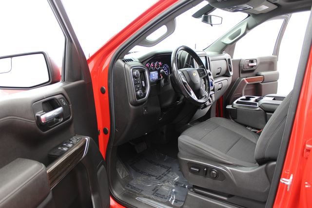 Used 2021 Chevrolet Silverado 1500 LT w/ Bed Protection Package AWD/4WD image 13