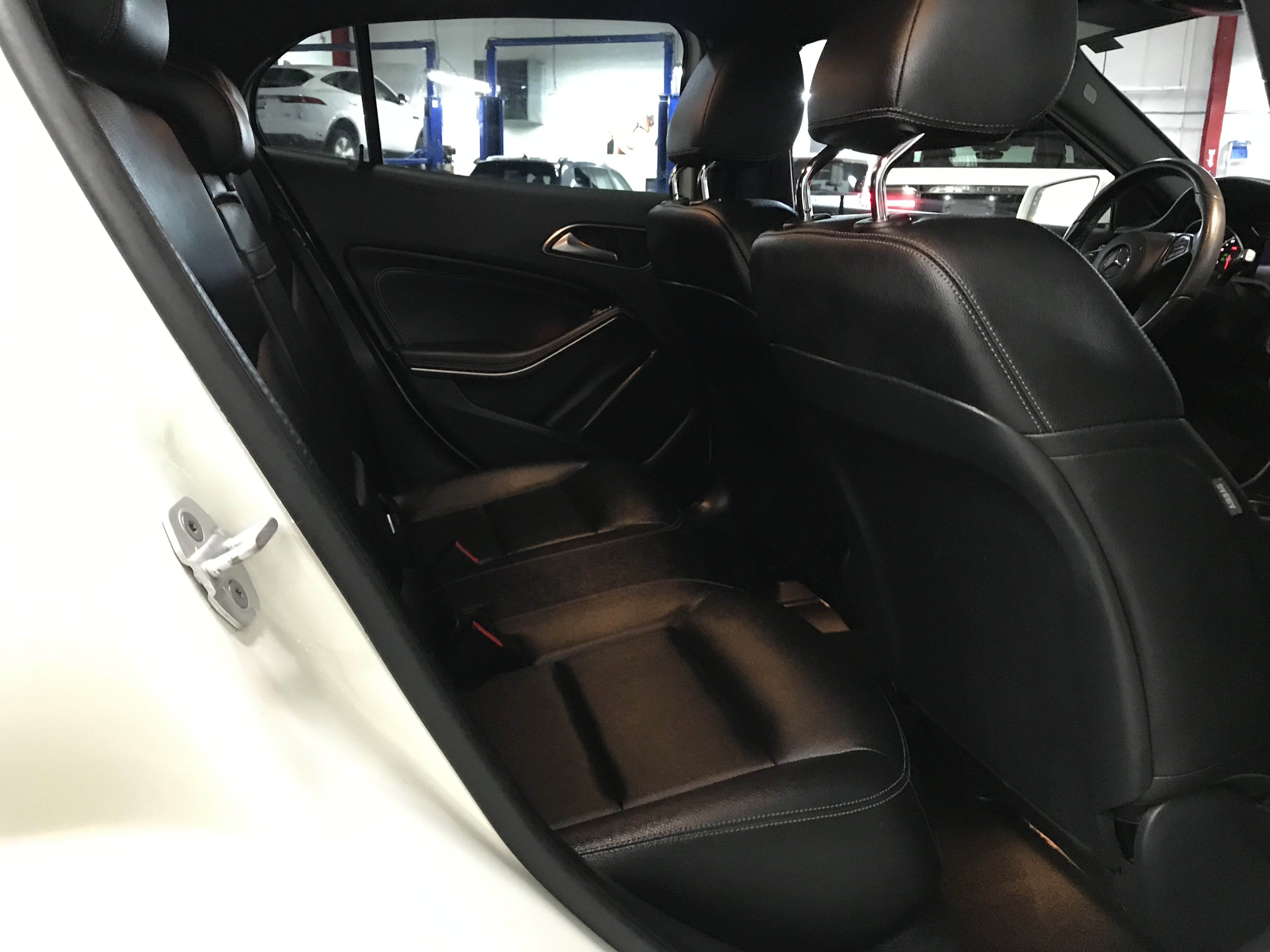Used 2018 Mercedes-Benz GLA 250 4MATIC image 14