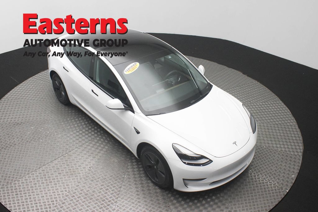 Used 2023 Tesla Model 3 Standard Range RWD image 3