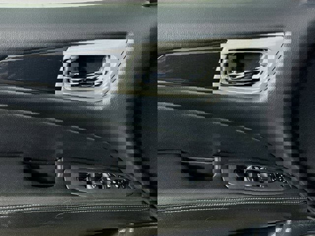 Certified 2020 Nissan Pathfinder SV image 15