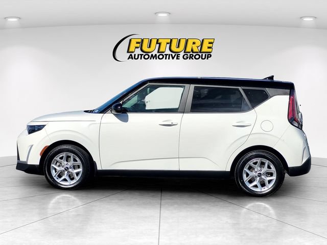 Used 2023 Kia Soul S FWD image 7
