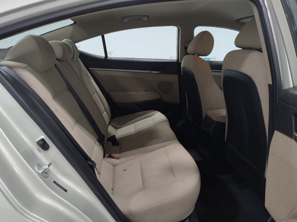 Used 2018 Hyundai Elantra SE w/ SE Connectivity Package 04 FWD image 19