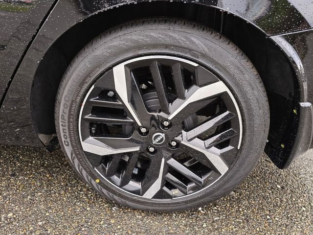 New 2025 Nissan Versa SR FWD image 12