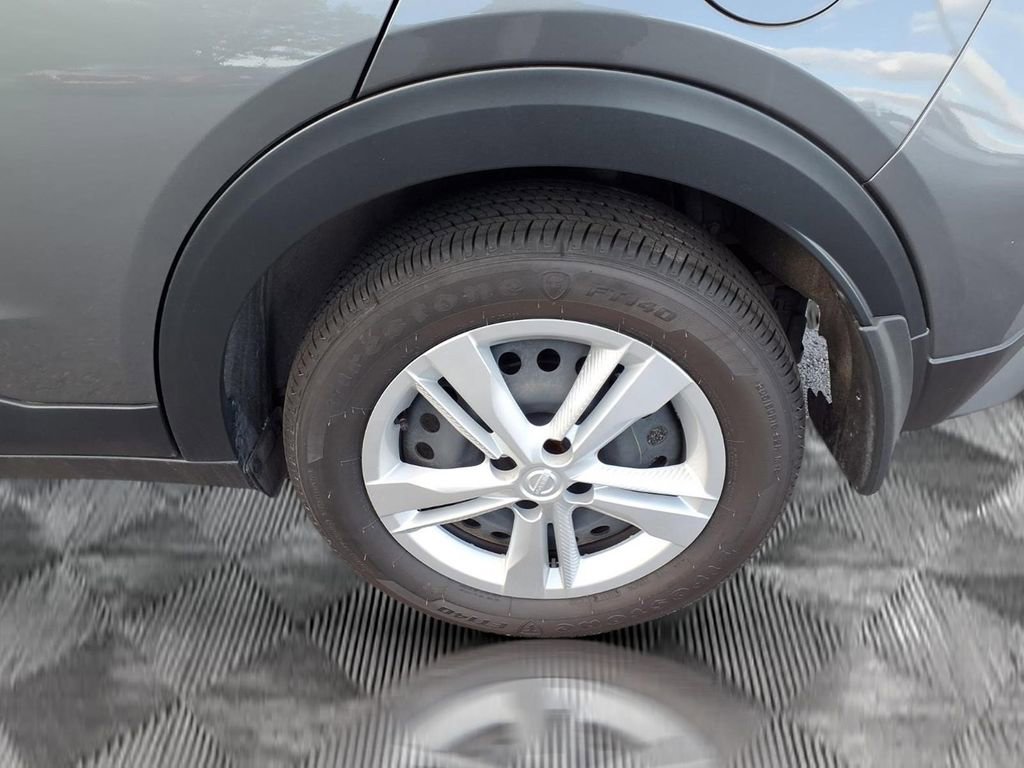 Used 2025 Nissan Kicks Play S FWD image 21