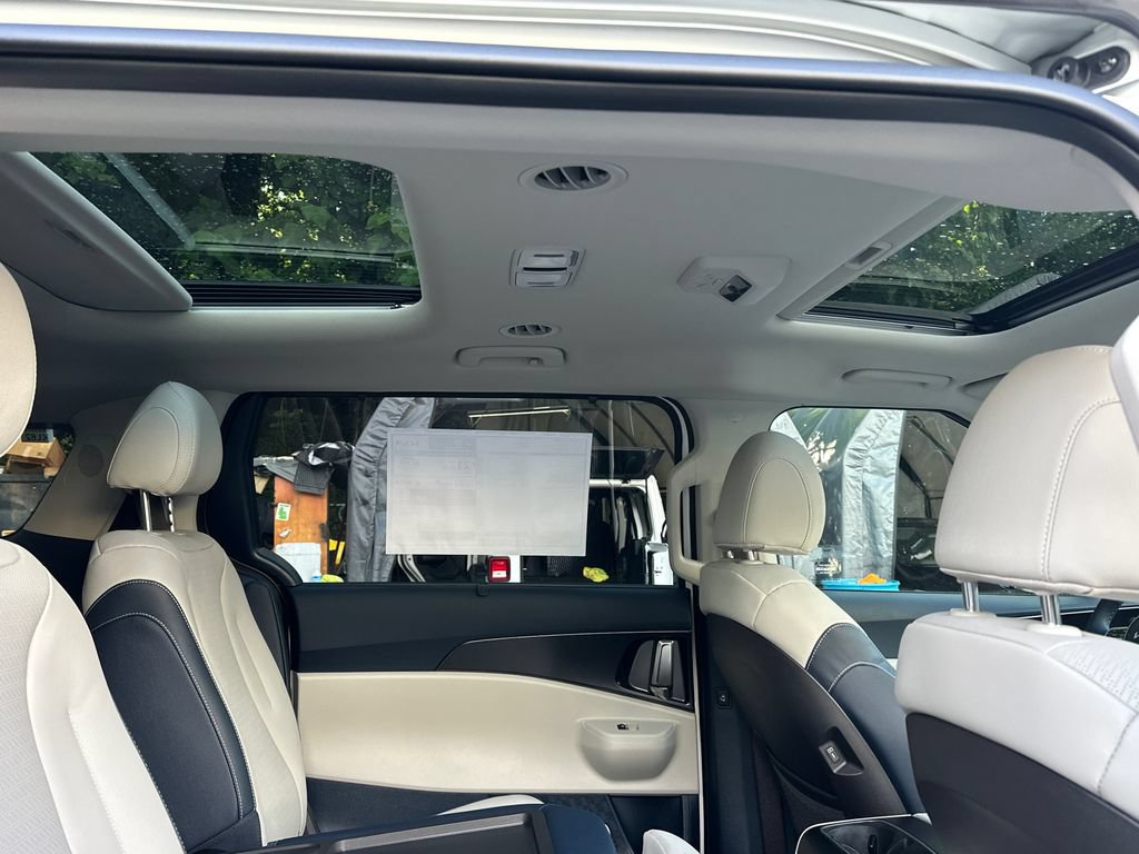 New 2026 Kia Carnival SX Prestige FWD image 14