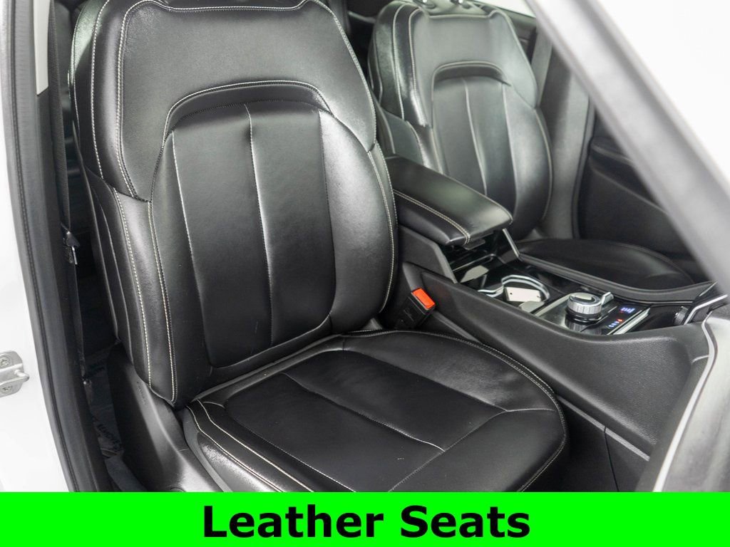 Used 2023 Jeep Grand Cherokee Limited image 7