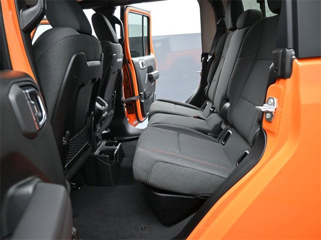 New 2025 Jeep Gladiator Rubicon w/ Steel Bumper Group image 13