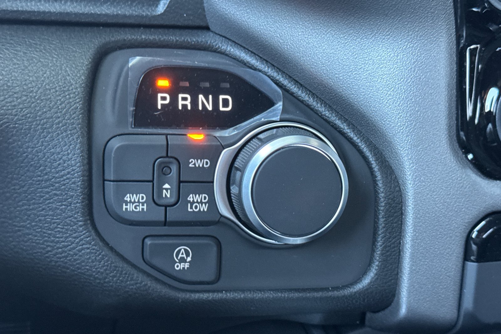 New 2026 RAM 1500 Express AWD/4WD image 19